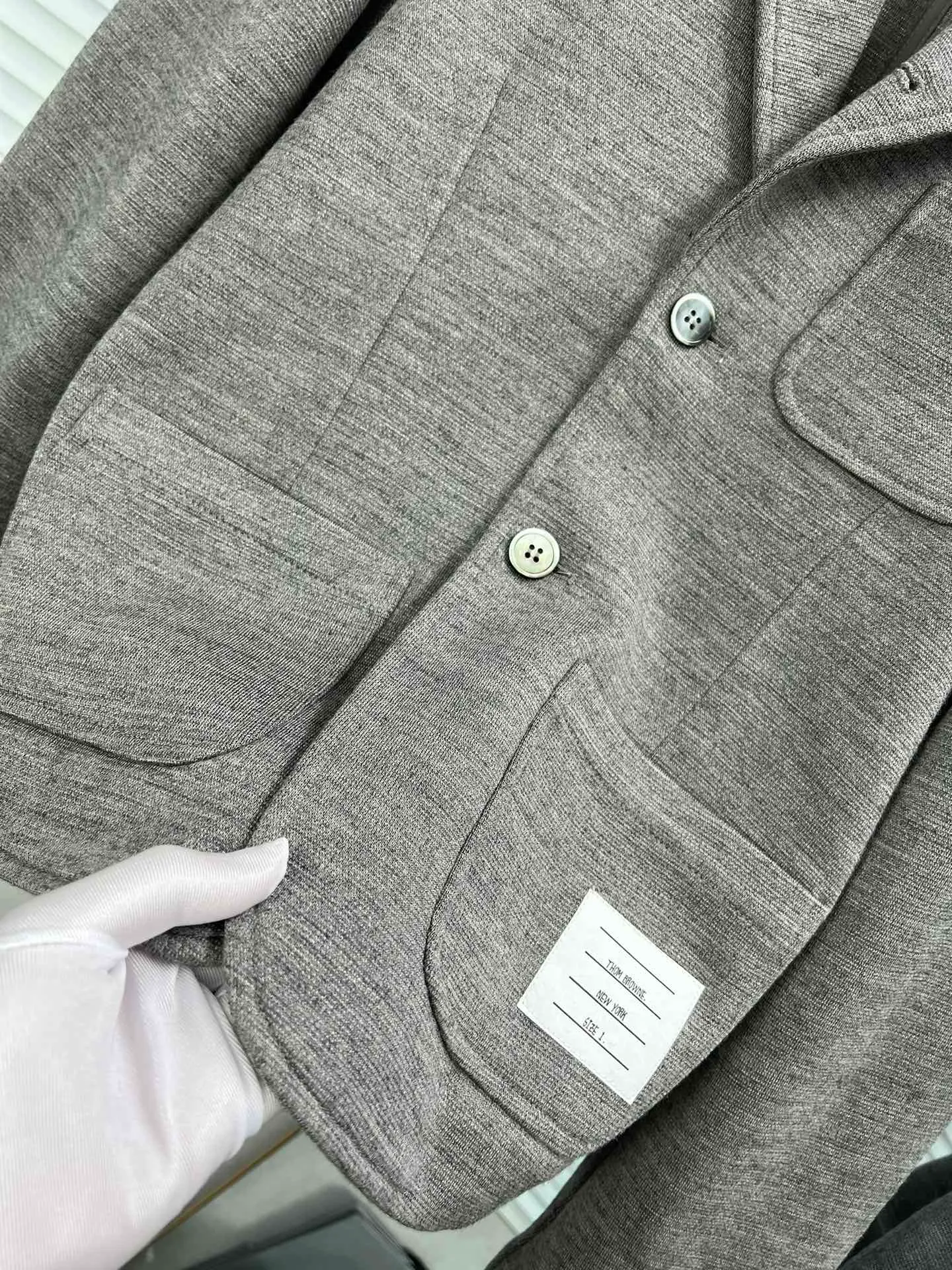THOM BROWNE ｜ Yb ， ， ， ， ， ； ， 10 ， ZP OS Size：1.2.3
